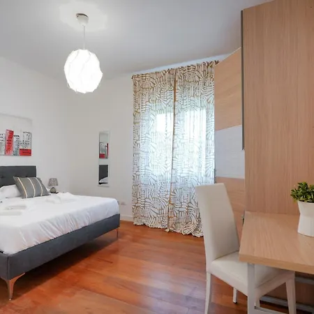 Apartamento Guesthost - Gli Aquiloni - Steps From The Station