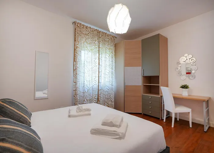 Guesthost - Gli Aquiloni - Steps From The Station